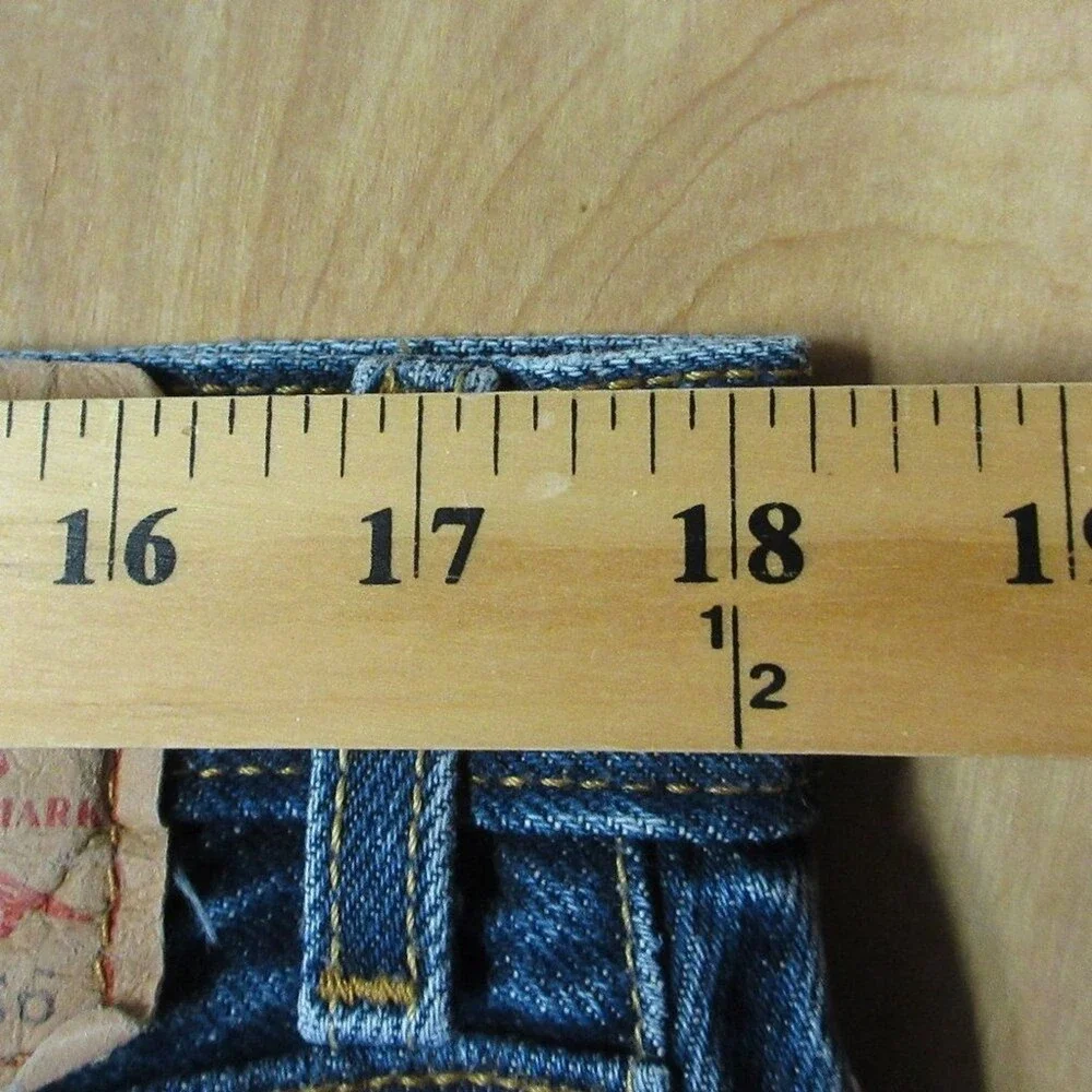 LEVI'S 550 Relaxed Fit VINTAGE Jeans Mens Sz 36x36 Slightly Baggy Y2K Blue Denim